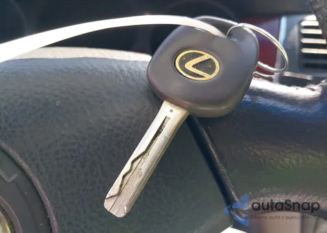 2004 Lexus Es 330 из США, поврежденный, VIN JTHBA30GX45027377